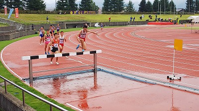 陸上部 県高校新人大会 8種目で入賞 クラブ速報 最新情報 上田西高等学校オフィシャルサイト